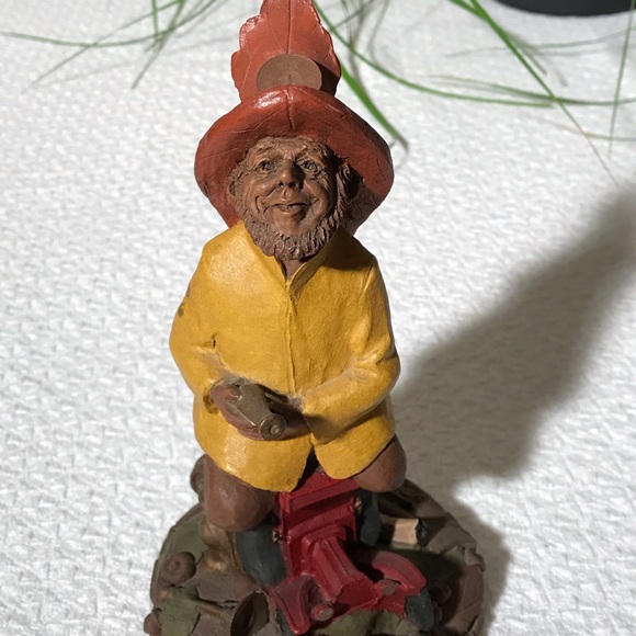 Tom Clarke Gnome ELMO the Fireman 1987 #5822 - Picture 4 of 8